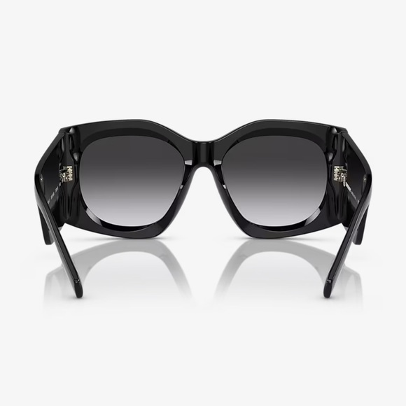 Excluded Burberry Sunglasses, New 340 - Picture 9 of 10